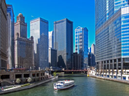 How to Get special travel tips for flying to Chicago in 2025