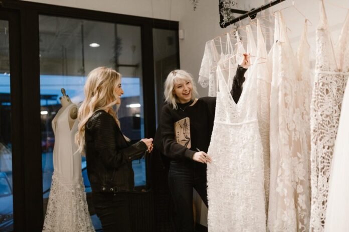 5 Mistakes to Avoid When Booking a Wedding Dress Preservation 5 Mistakes to Avoid When Booking a Wedding Dress Preservation